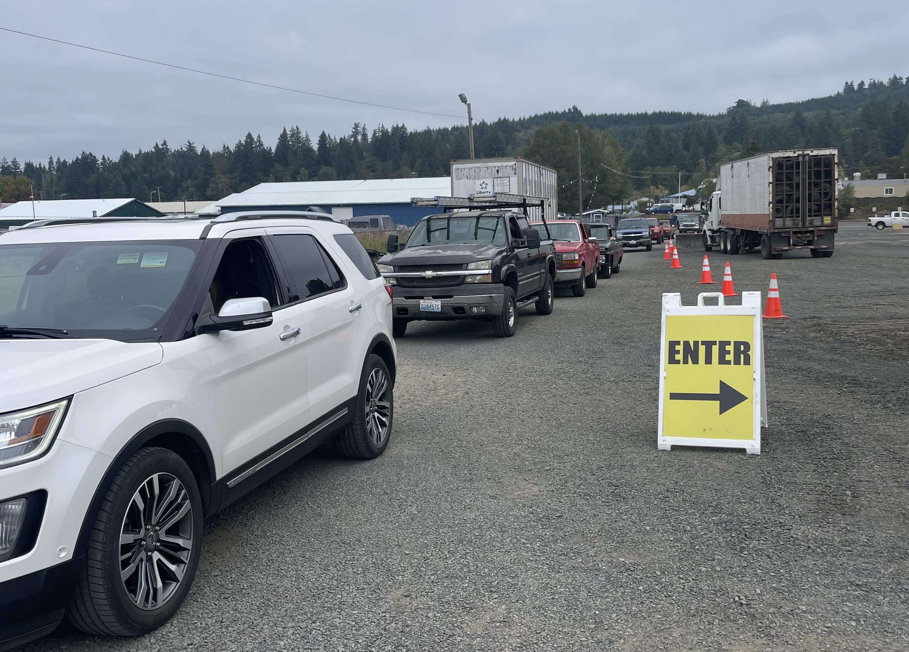Vehicles Lining Up for the Tire Amensty event in Lewis County in Washington